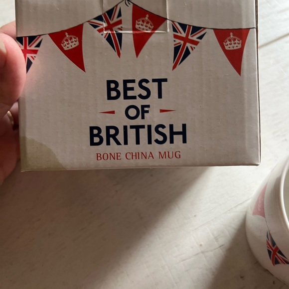 New Best of British Bone China Mug - Picture 4 of 6